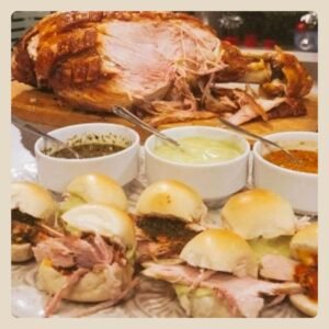 El Lunch Pata y Bondiola de Enjoy y a Picar es una propuesta pensada para quienes disfrutan de lo clásico y sabroso, con el toque premium que caracteriza a nuestro servicio